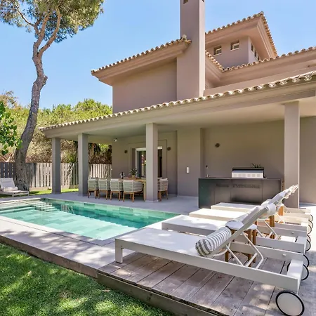 Villa Vivi Homes - Sandline - Private Pool - Garden *