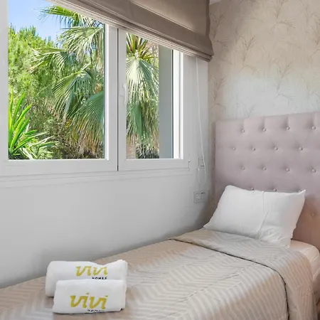 Vivi Homes - Sandline - Private Pool - Garden Marbellac