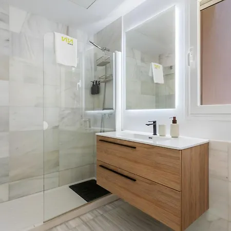 Vivi Homes - Sandline - Private Pool - Garden Villa *